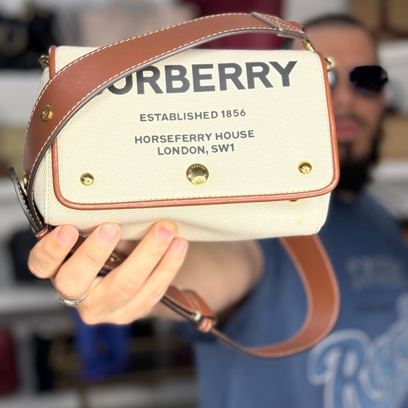 Burberry Handbags - Burberry Crossbody